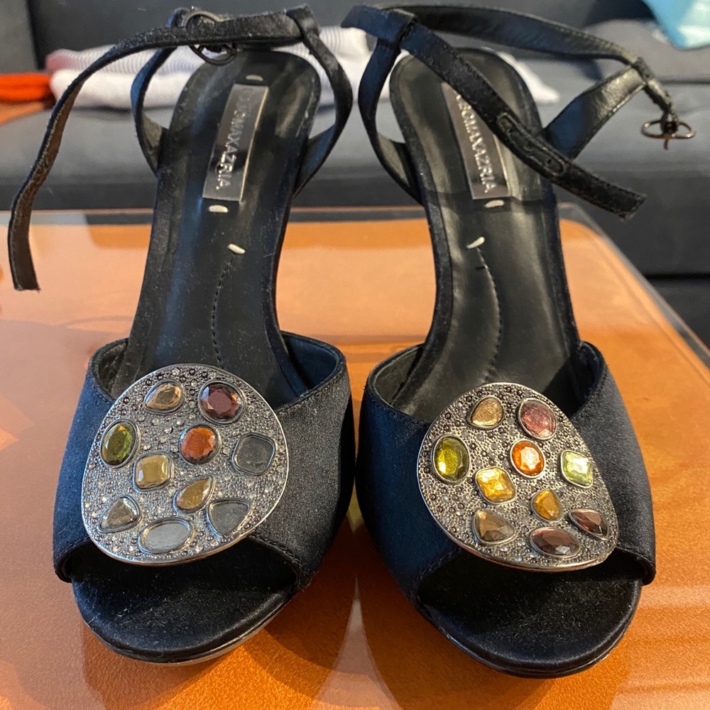 BCBG MaxAzria Pump